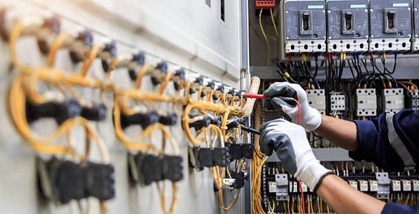 Professional Electrician technician working in Bell Gardens, CA